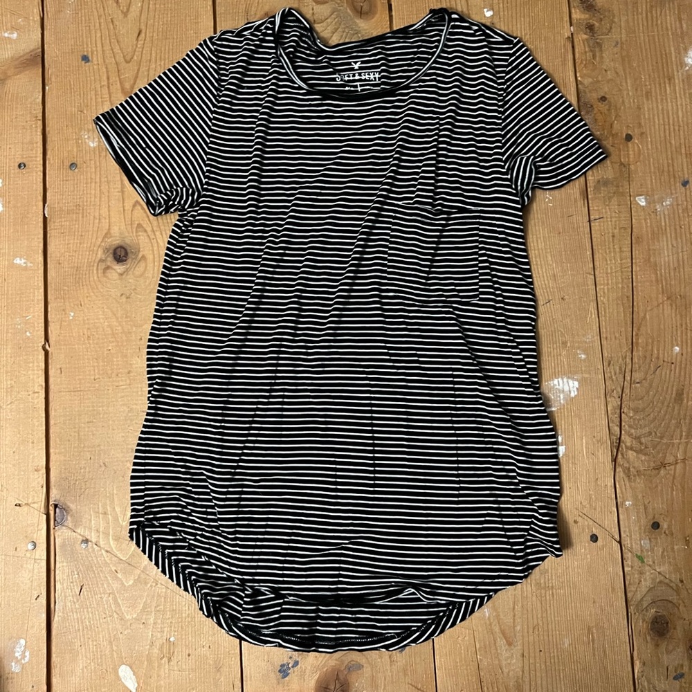 American eagle soft and sexy t